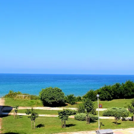 Marinovi 3* 프리모르스코