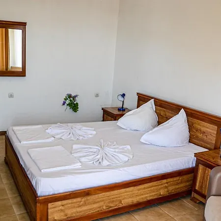 Guest house Marinovi 3*